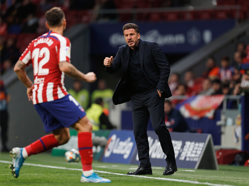 掌掴主裁后，教练段鑫身体无恙并已向裁判道歉